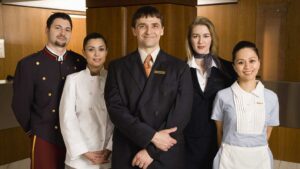 Tầm quan trọng của việc đào tạo nguồn lực trong ngành dịch vụ khách sạn