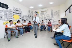 Những bất cập nào trong quản lý đào tạo khiến trung tâm ngoại ngữ "khó chia sẻ"?