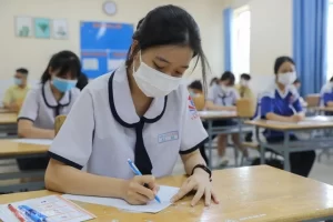 Thi tốt nghiệp THPT năm 2025 sẽ gồm cả môn học bắt buộc và tự chọn