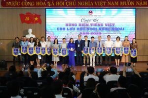 15 trường đại học miền Trung thi hùng biện tiếng Việt cho lưu học sinh nước ngoài