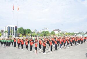 Khai mạc hè, ngày Olympic trẻ em và phát động toàn dân tập luyện môn bơi