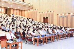 Triển khai nhiệm vụ giáo dục chính trị và công tác học sinh, sinh viên năm học 2024-2025