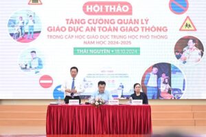 Tăng cường quản lý giáo dục an toàn giao thông ở cấp trung học phổ thông