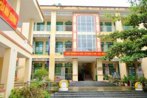 Tích cực huy động nguồn lực kiên cố hoá trường, lớp học và nhà ở cho giáo viên