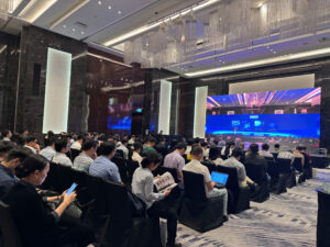 CÔNG TY HOÀNG VŨ THAM DỰ DCCI SUMMIT 2025 – ĐÓN ĐẦU XU HƯỚNG CÔNG NGHỆ XANH